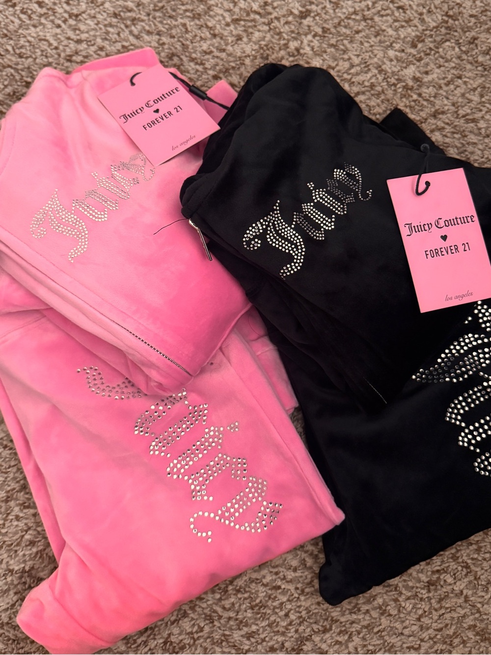 Forever 21 X JUICY COUTURE sets